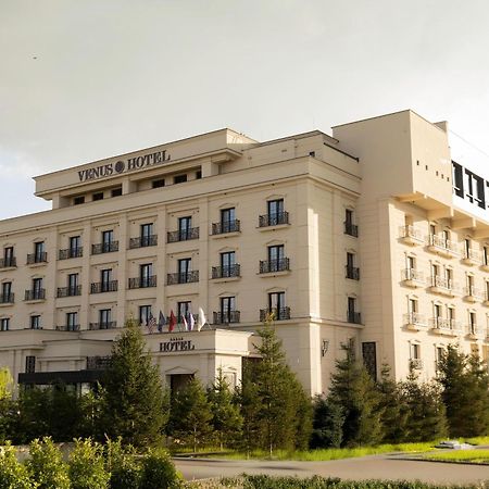 Venus Hotel Lipjan Bagian luar foto