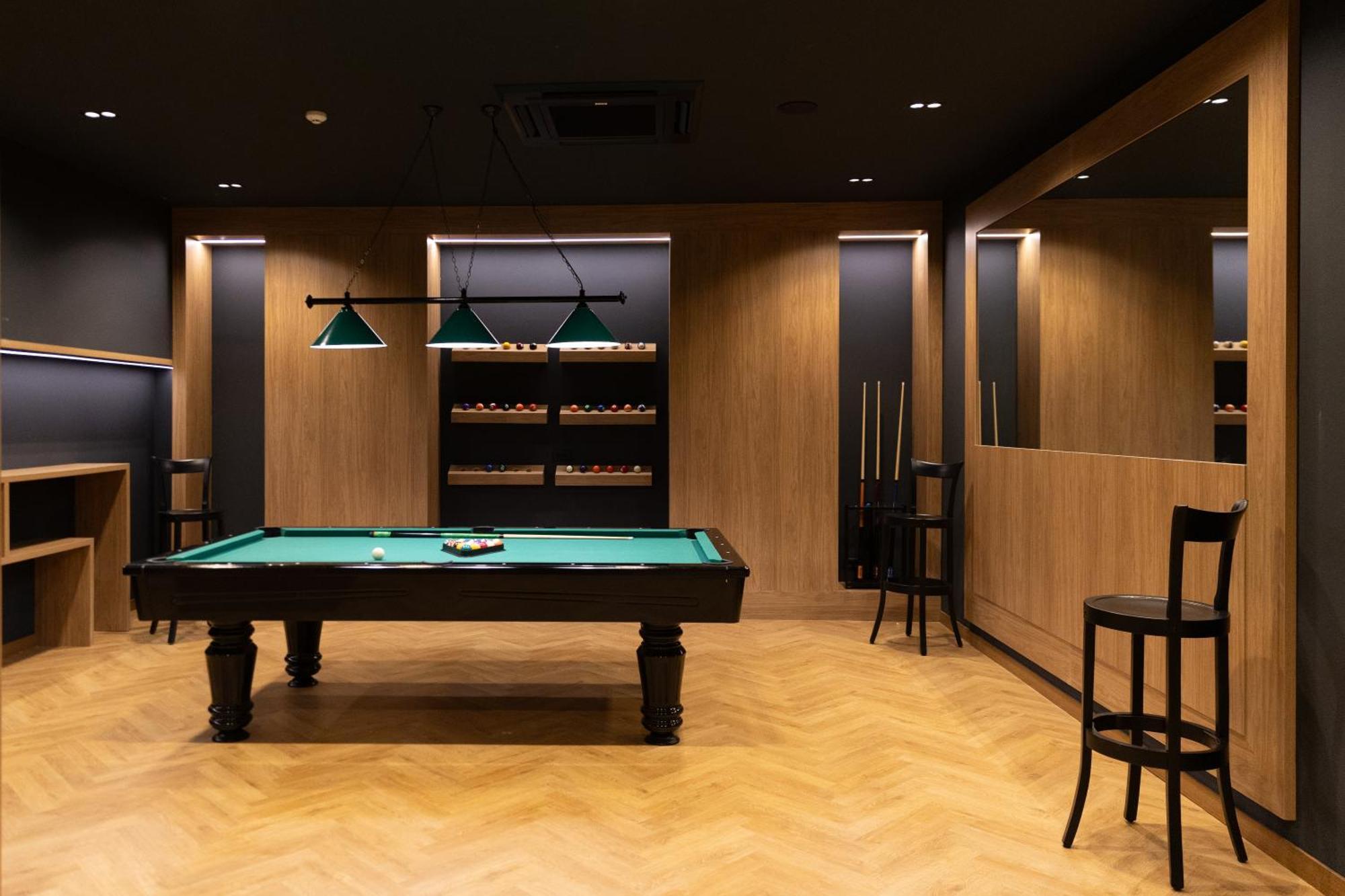 Venus Hotel Lipjan Bagian luar foto