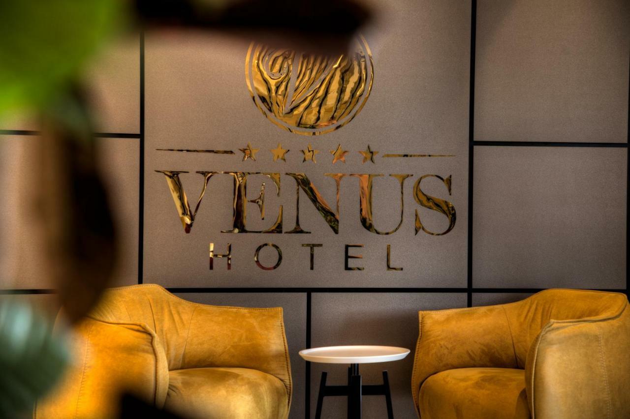 Venus Hotel Lipjan Bagian luar foto